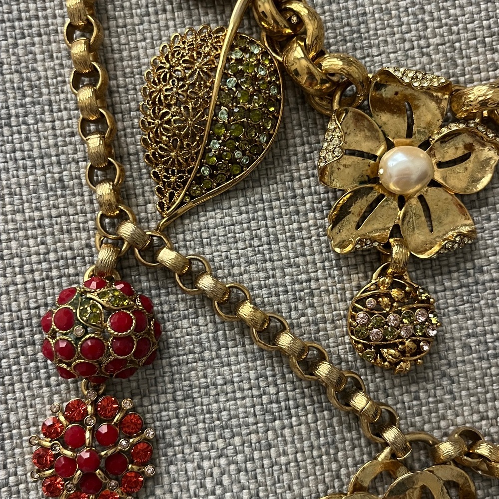 Vintage Oscar de La Renta Gold and Red Charm Necklace - Picture 3 of 7